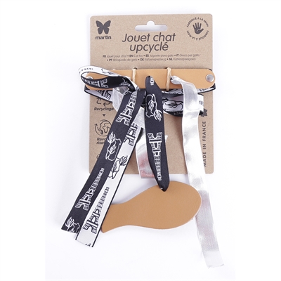 Martin Kattenspeelgoed Leana Kicker Met Catnip Gerecycled Assorti 45x6.5x2 cm